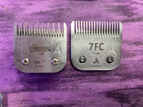 Size 7 blade. Skipper vs normal blade.